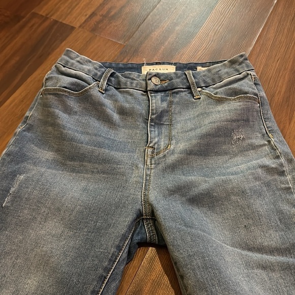 PacSun in Push Up Jeggings size 25- Light Wash, Slightly Distressed - Picture 4 of 12